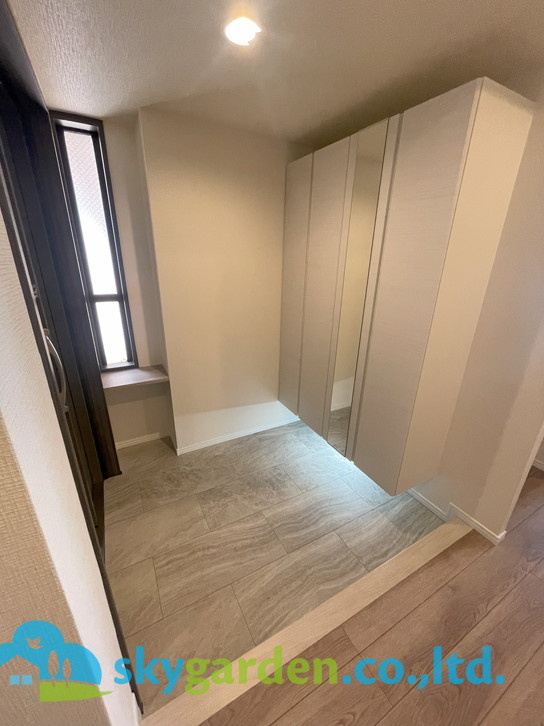 ライオンズテラス鵠沼の玄関