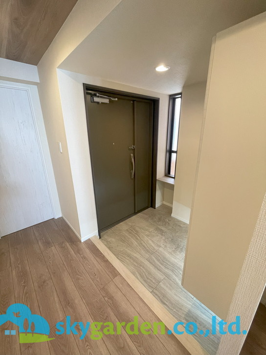 ライオンズテラス鵠沼の玄関