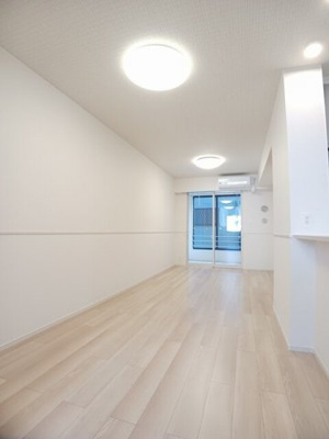 【居間・リビング】 | エスペランサⅠ（和歌山市木ノ本 | こちらのリビングで趣味の時間をお楽しみください