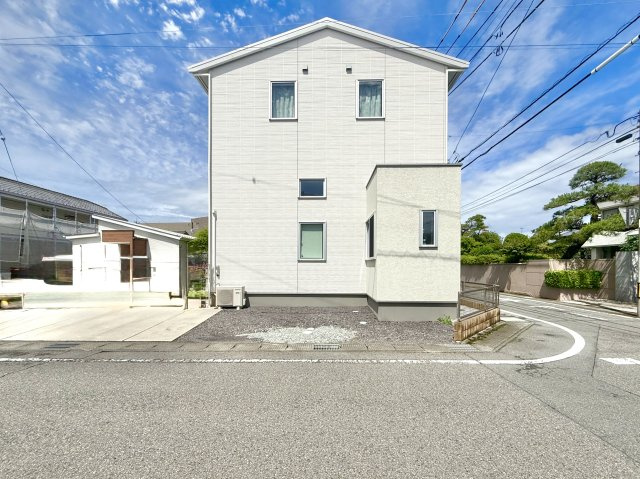 【中古戸建】前橋市石倉町3丁目の外観|■外観｜ここから始まる「日常」はご家族にとってかけがえのない時間となります。