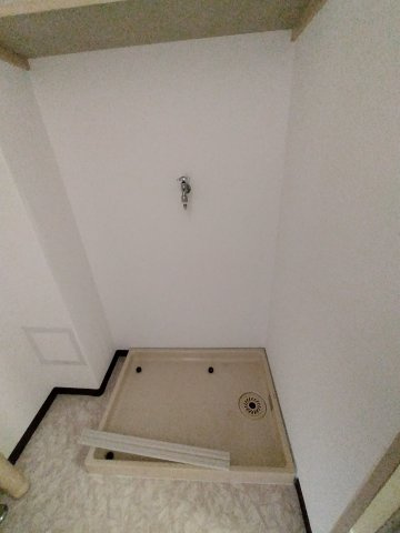 エミネンス小山Ⅲの設備|洗濯機置き場