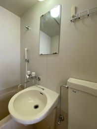 ダイドーメゾン苦楽園の独立洗面台