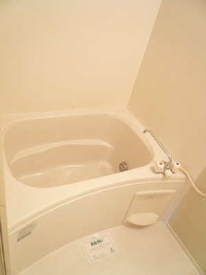 【浴室】 | プリムローズヴィラＢ | 日々の疲れを癒すお風呂付です