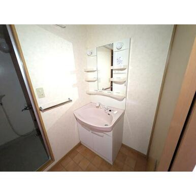 ボヌール菊陽の独立洗面台