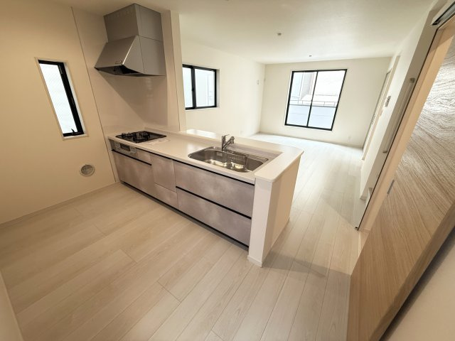 上野芝向ヶ丘2丁新築のキッチン