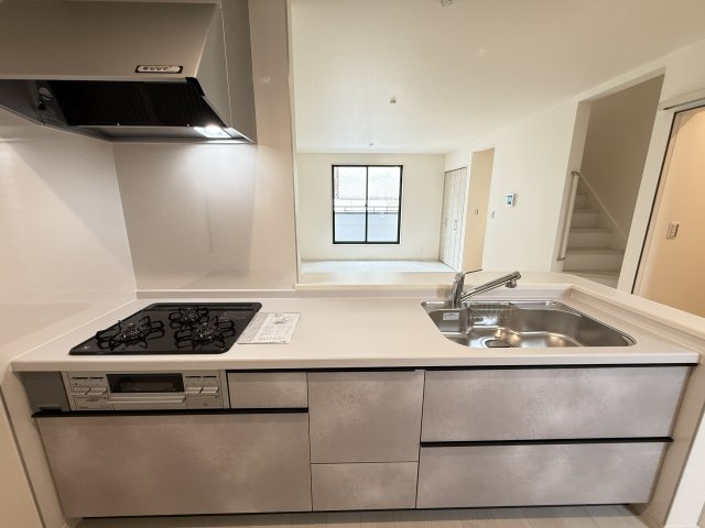 上野芝向ヶ丘2丁新築のキッチン