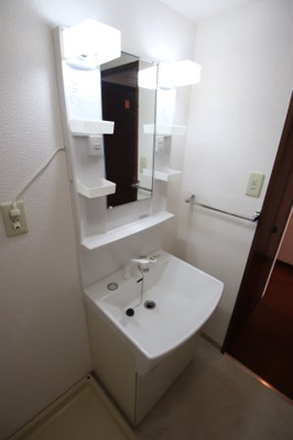 【独立洗面台】 | ユージィーコート巽