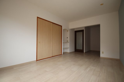 【居間・リビング】 | ユージィーコート巽