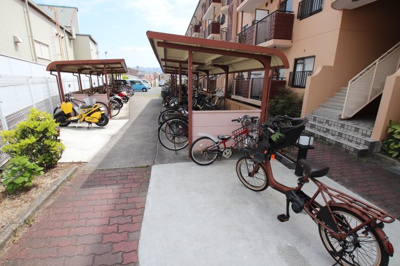 【その他共用部分】 | ユージィーコート巽 | 駐輪場