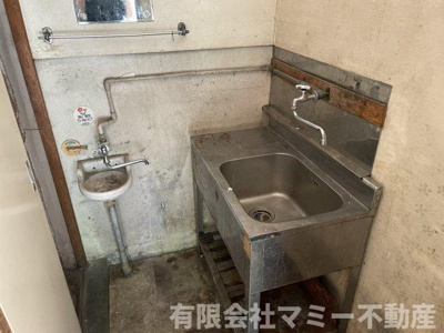 【洗面所】 | 諏訪栄町連鎖店舗事務所Y