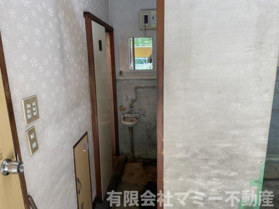 【内装】 | 諏訪栄町連鎖店舗事務所Y