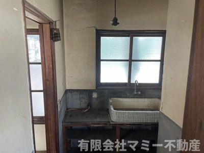 【内装】 | 諏訪栄町連鎖店舗事務所Y