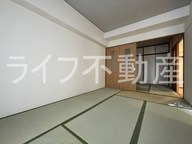 SKコーポ長瀬の寝室|落ち着いて過ごせるお部屋なので、寝室にいかがでしょうか