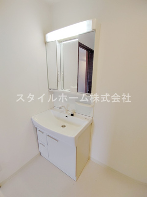 【洗面所】 | 大羽マンション | 別部屋写真です。