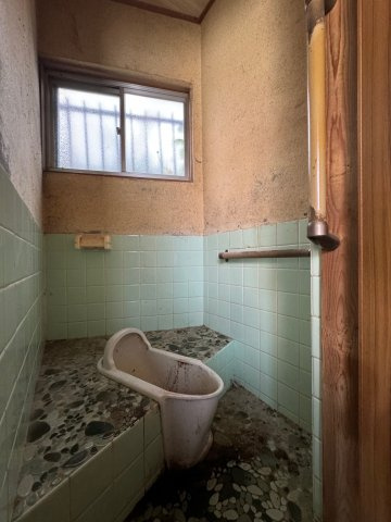 五條市岡口1丁目　中古戸建のトイレ