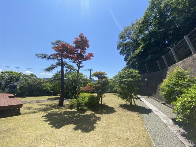 海まで5分！和風邸宅　日本庭園付の庭