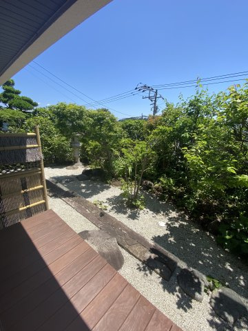 海まで5分！和風邸宅　日本庭園付の庭