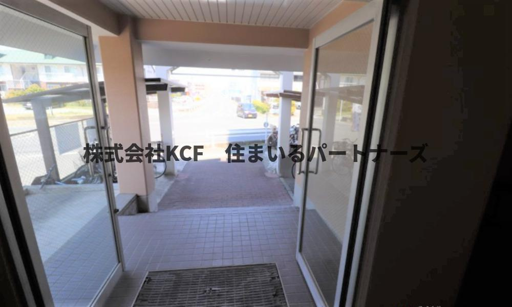 ライトハウスのエントランス|清潔なエントランスです