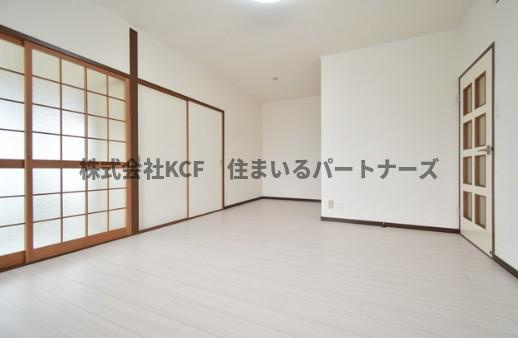 ライトハウスの居間・リビング|トイレです
