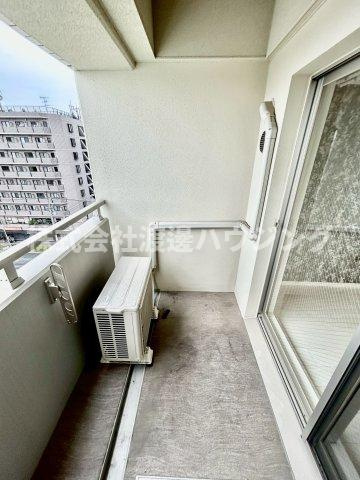 SOAR ESAKA EASTのバルコニー