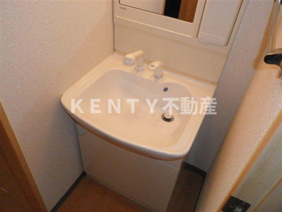 【洗面所】 | コンフォール・戸手 | スペースが確保できる洗面所です