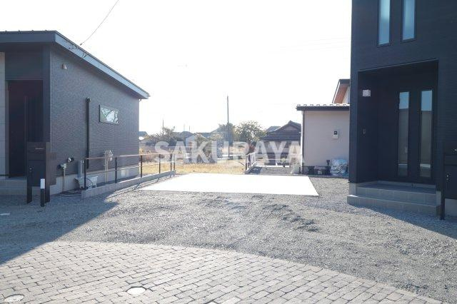 ベルメゾンⅢの駐車場