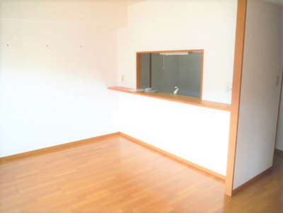 【居間・リビング】 | SUNDAY御井駅前 | こちらの居間で趣味の時間をお楽しみください