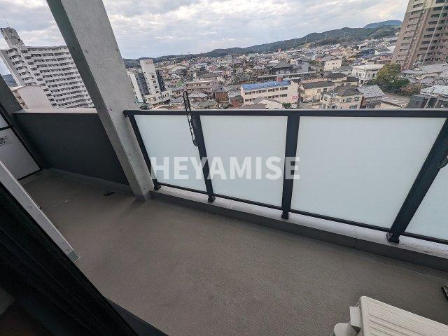 APARTMENTS CODE ISAHAYAのバルコニー|※室内画像は別号室のもの