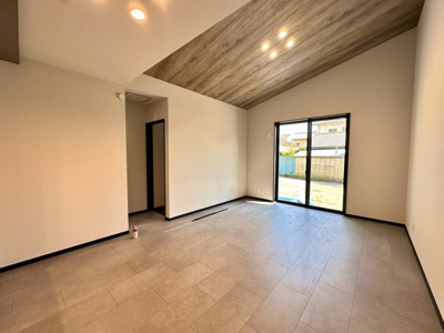 【居間・リビング】