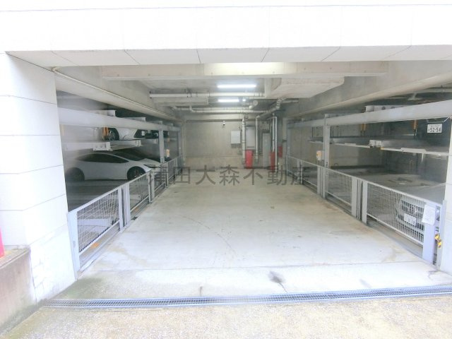 グランイーグル蒲田Ⅱの駐車場