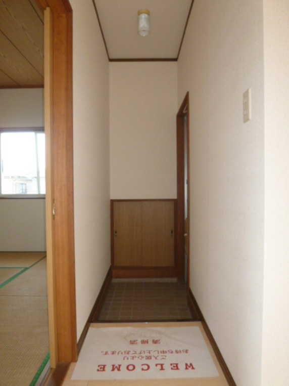 エコール荒木の玄関|落ち着いた玄関です