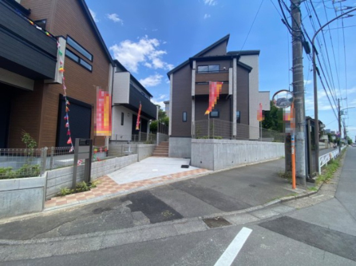祝：成約済み　八王子市　散田町４丁目　新築戸建ての前面道路含む現地写真|～仲介手数料無料☆八王子ひなた不動産～八王子市散田町　新築戸建て