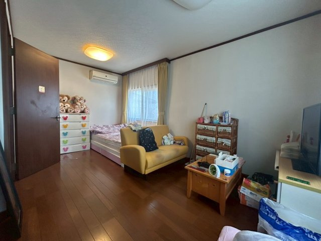 神栖市太田　中古戸建の洋室