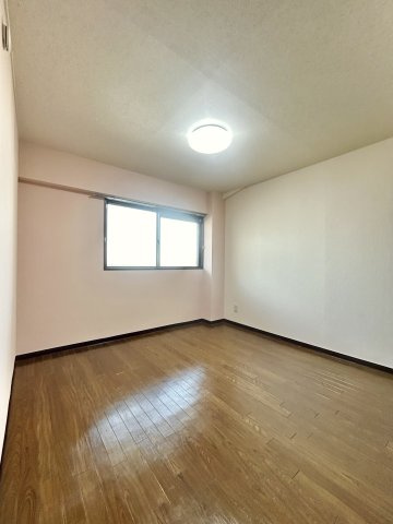 ソレアード川添の寝室