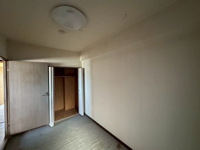 －三丁目不動産-ナインティ-5熊谷・石原-　最上の洋室