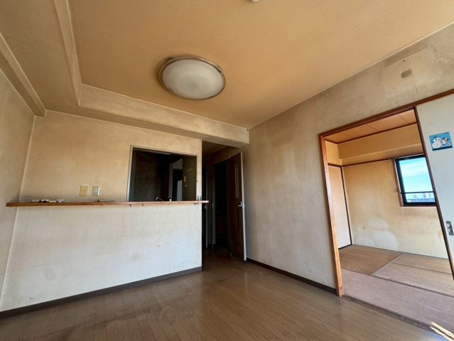 -三丁目不動産-　ナインティ-5熊谷・石原-　最上の居間・リビング