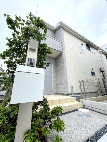 昭島市郷地町3丁目　新築分譲の外観