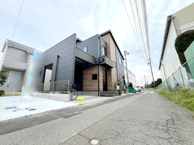 昭島市郷地町3丁目　新築分譲の前面道路含む現地写真