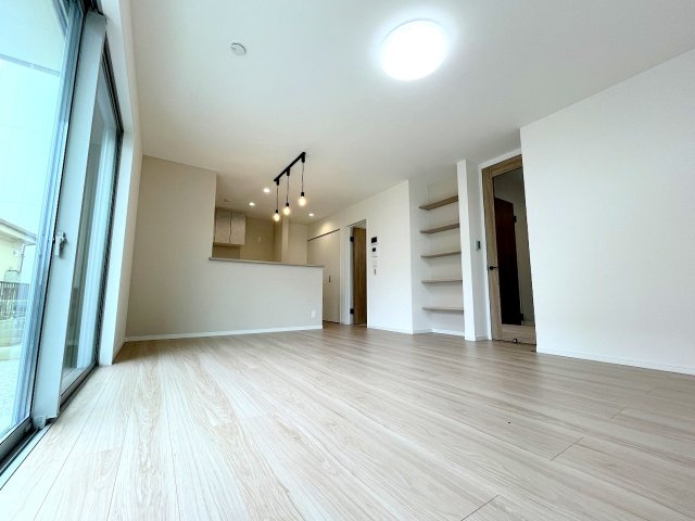 昭島市郷地町3丁目　新築分譲の居間・リビング