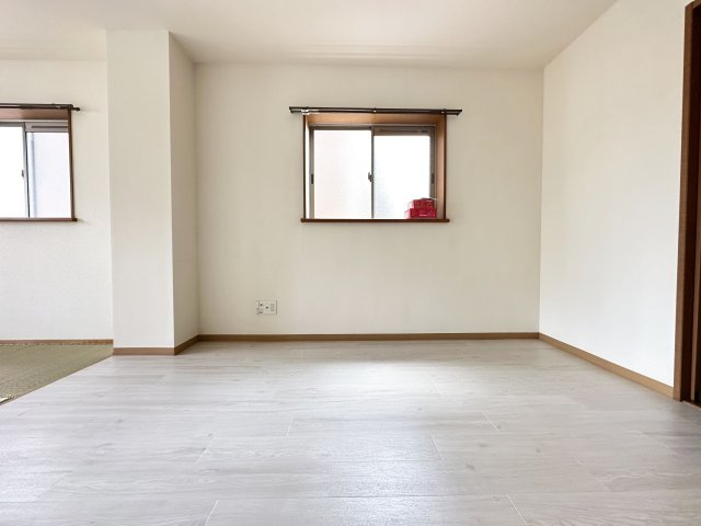 アヴニールの居間・リビング