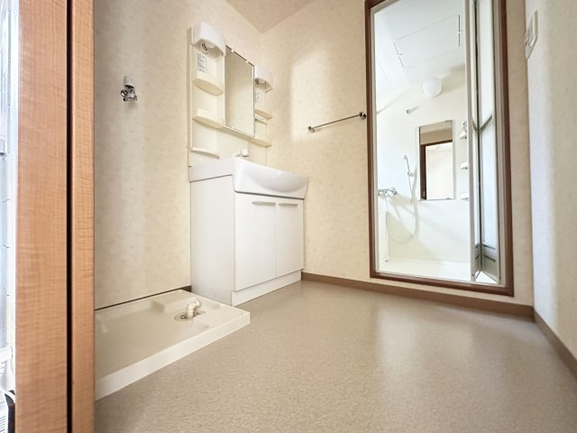 アヴニールの独立洗面台