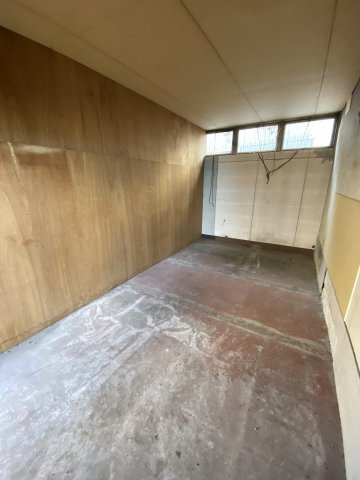 富合貸倉庫の内装