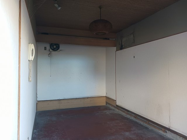 富合貸倉庫の内装