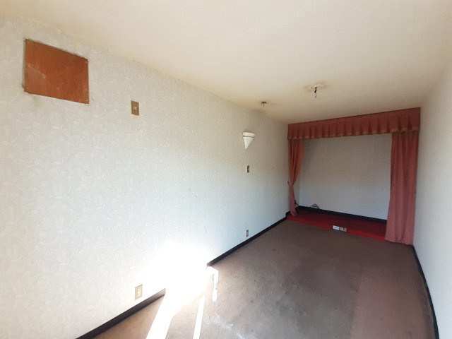 富合貸倉庫の内装