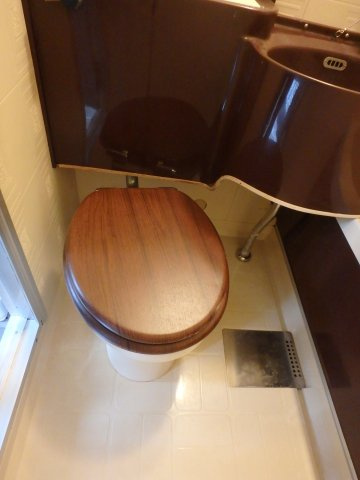 リバーヒルハイツのトイレ|シンプルで使いやすいトイレです