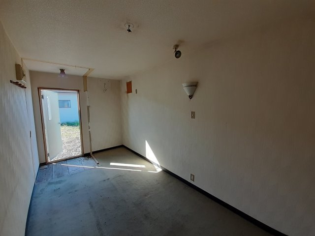 富合貸倉庫の内装