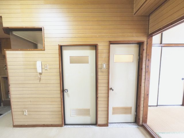 レジデンス大城の居間・リビング