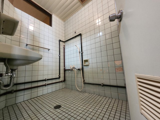 レジデンス大城の浴室