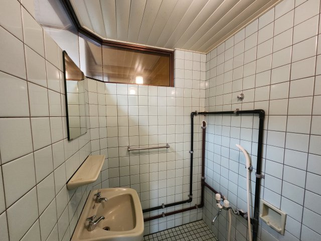 レジデンス大城の浴室