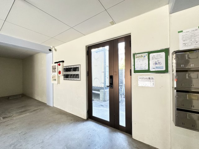 エクセル南金田のロビー